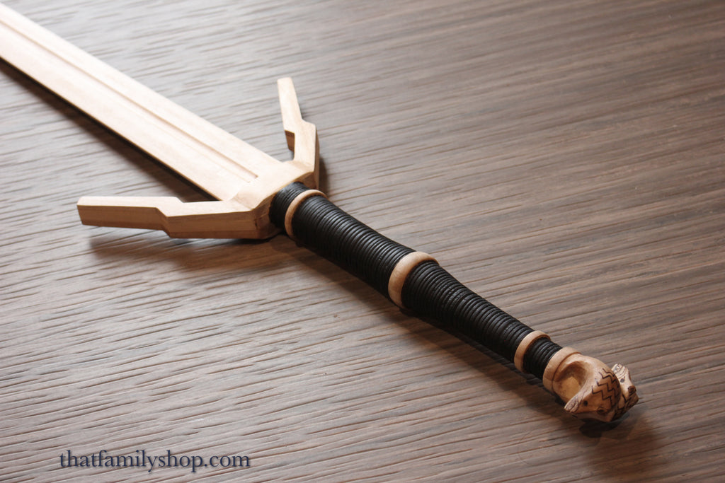 Wooden Geralt of Rivia's Silver Sword from the Witcher, Replica Costume Prop for Cosplay