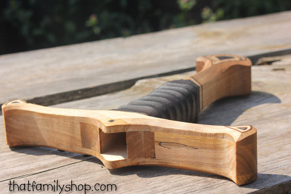 LOTR Sword Hilt Bouquet Holder-thatfamilyshop.com
