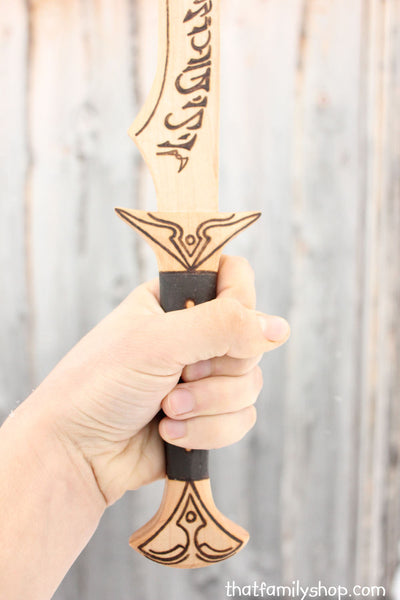 Icingdeath & Twinkle - Wooden Cosplay Drizzt Do'Urden's Scimitar from Dungeons and Dragons D&D-thatfamilyshop.com