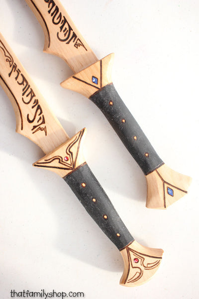 Icingdeath & Twinkle - Wooden Cosplay Drizzt Do'Urden's Scimitar from Dungeons and Dragons D&D-thatfamilyshop.com