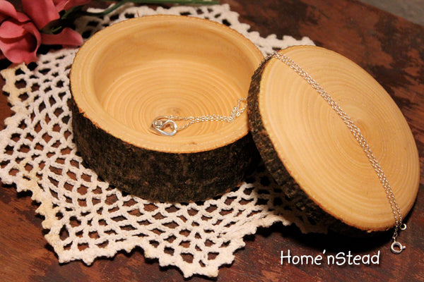 Rustic Log Jewelry Box Custom Personalization Band Saw Rustic Wedding Ring Box-thatfamilyshop.com