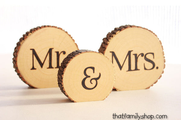 Mr and Mrs Rustic Slices for Sweetheart Table-thatfamilyshop.com