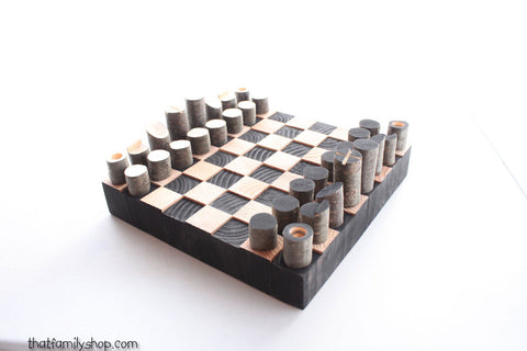 Minimal Style Log Chess Set, Modern and Simple-thatfamilyshop.com